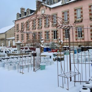 Passage de Jardin en fer forgé avec portes