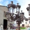 Lampadaire antique en fonte à cinq lanternes