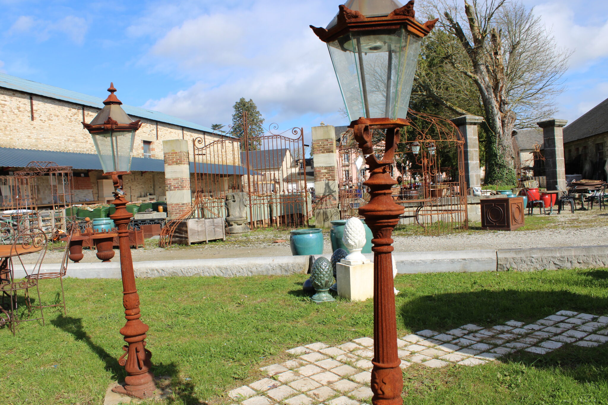 Lampadaires antiques