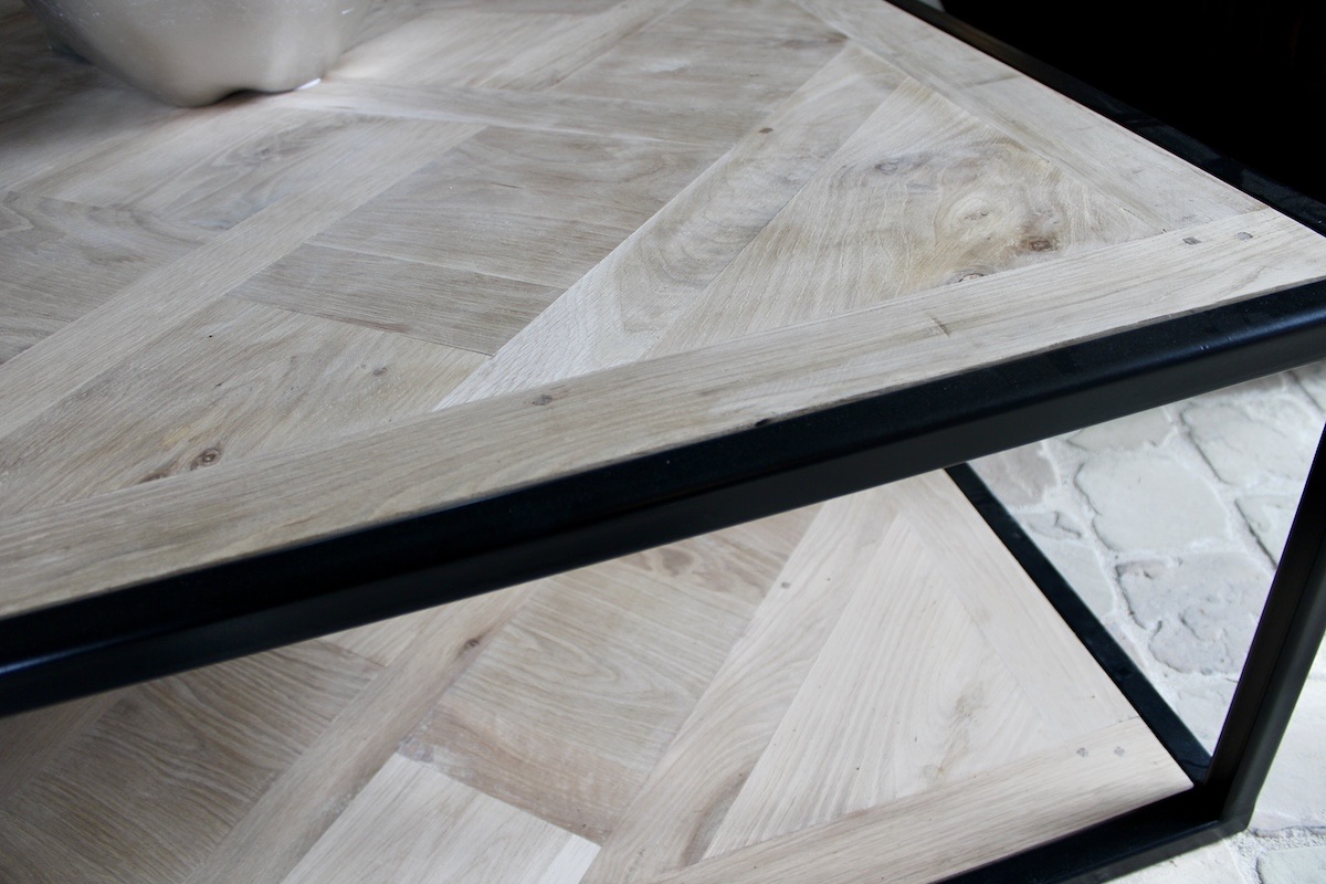 Table basse en parquet de Versailles