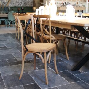 Chaise bistrot croisillon acier noir