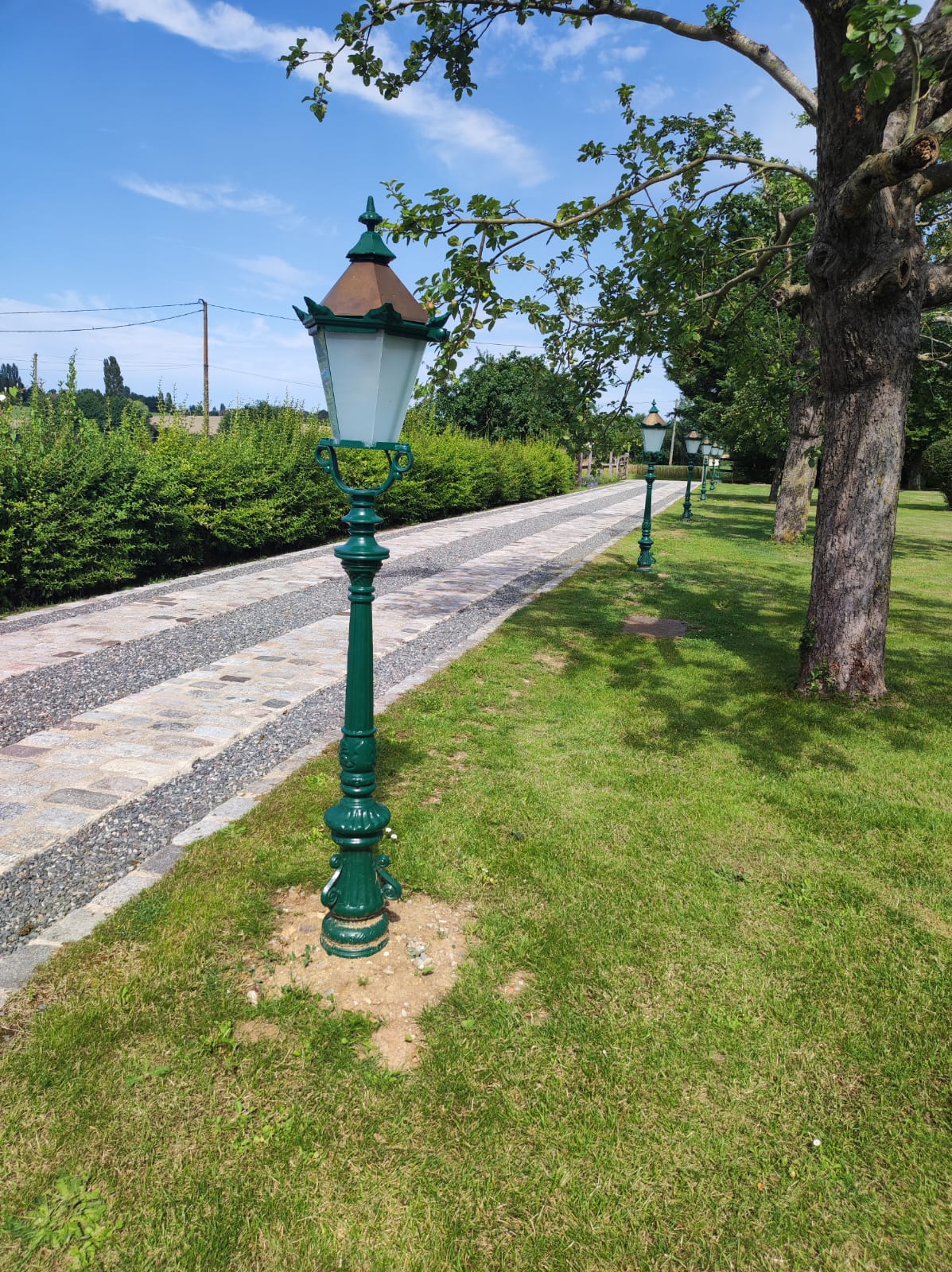 Lampadaire antique en fonte (Médium)