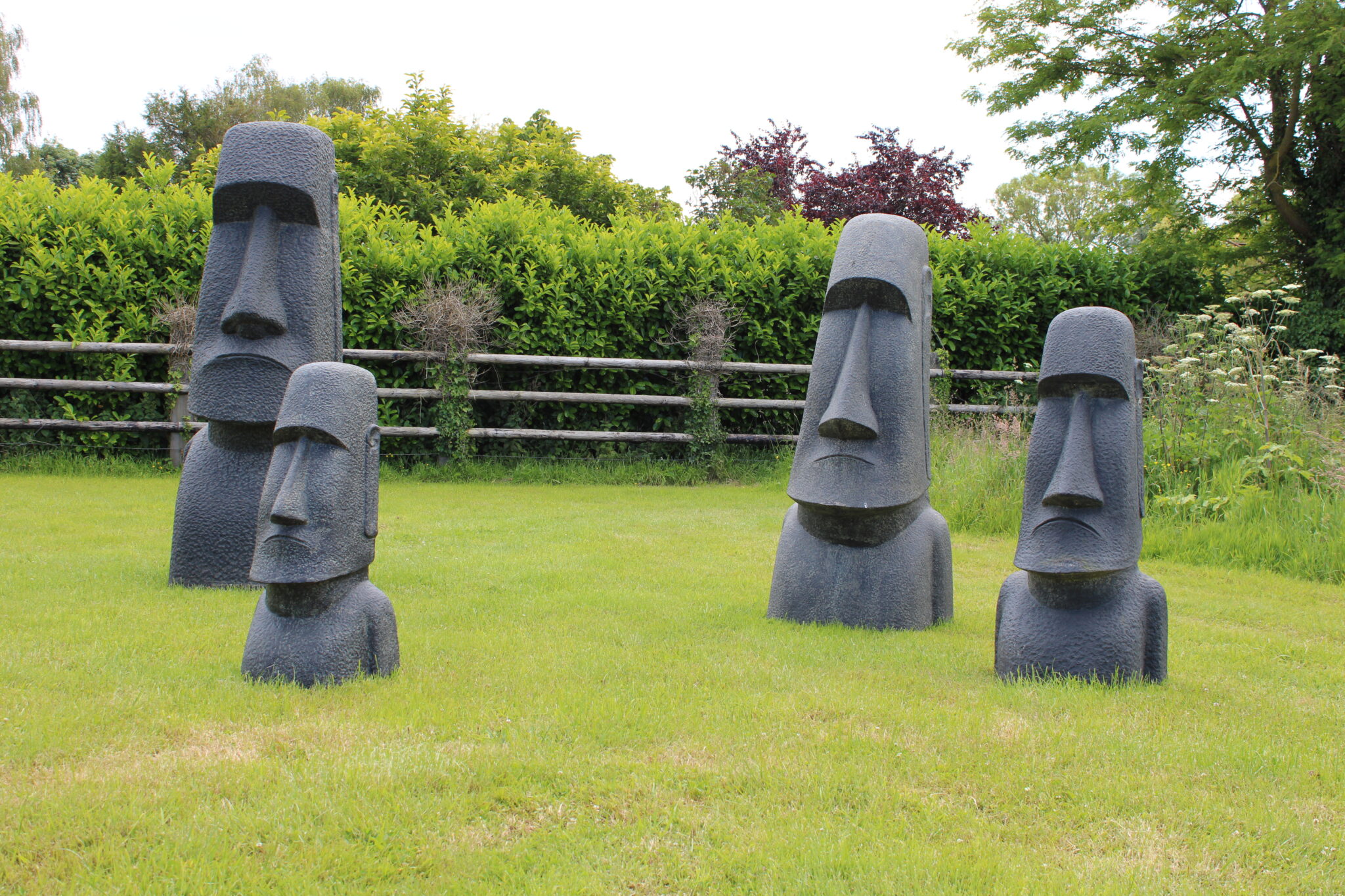 Statue Moai géante