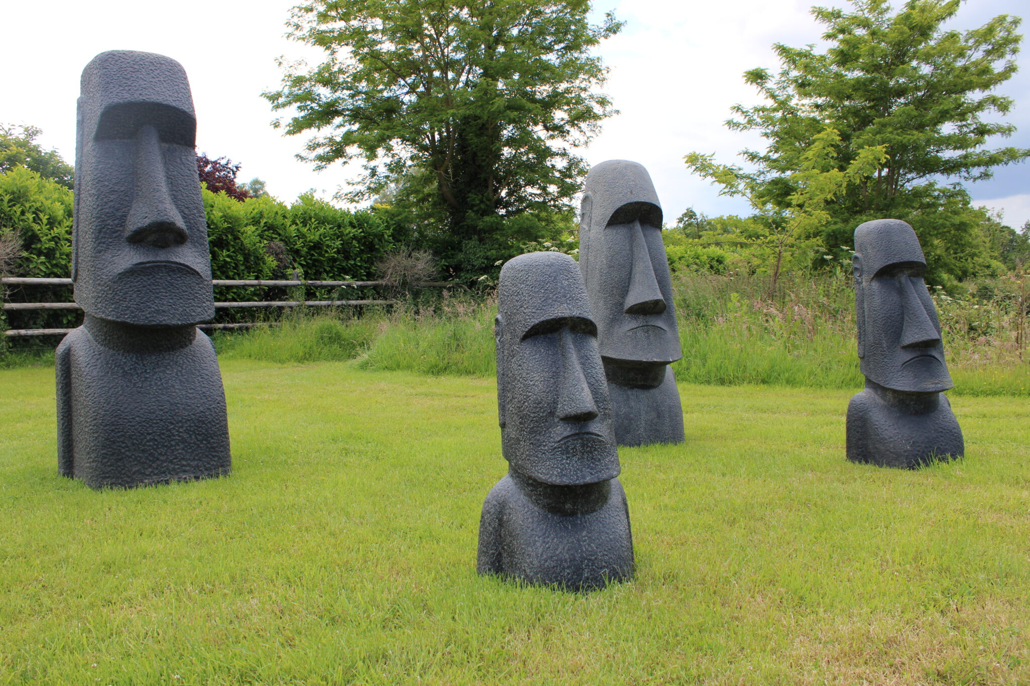 Statue Moai géante