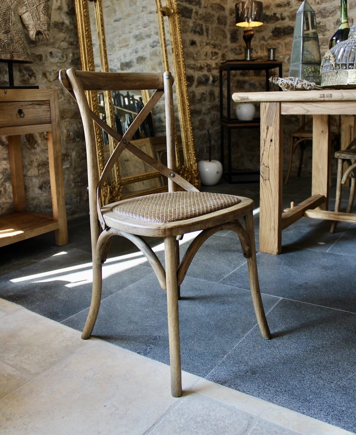 Chaise bistrot en bois vieilli croisillon bois