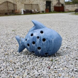 Poisson décoratif en terre cuite vernissée