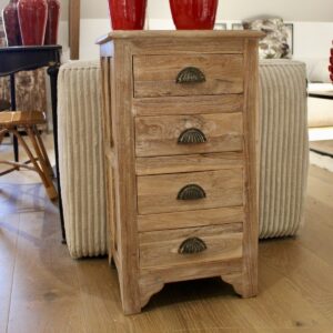 Commode en bois patiné avec poignées vintage