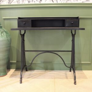 Bureau en métal