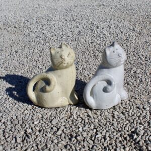 Chat en terre cuite