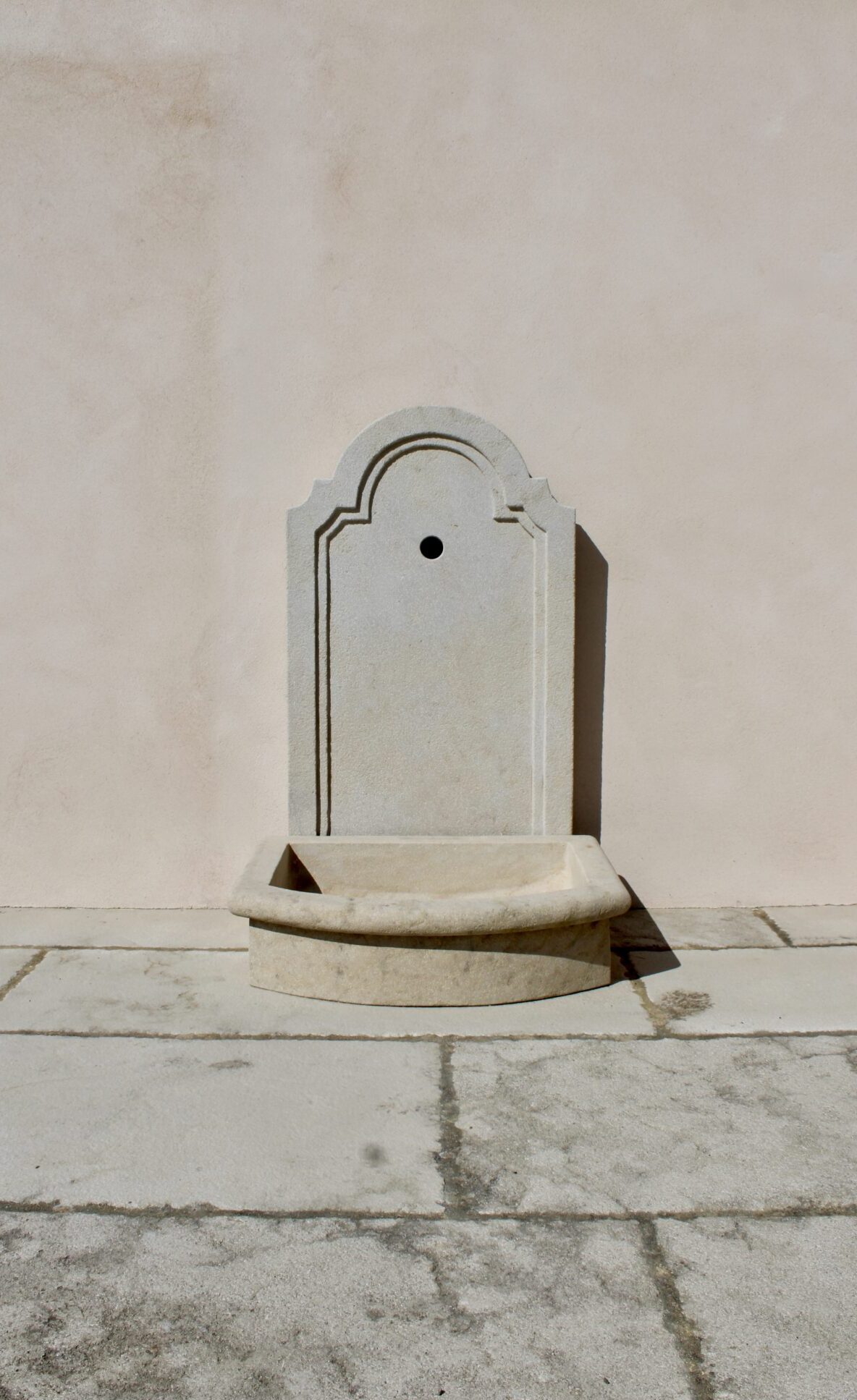 fontaine murale aude