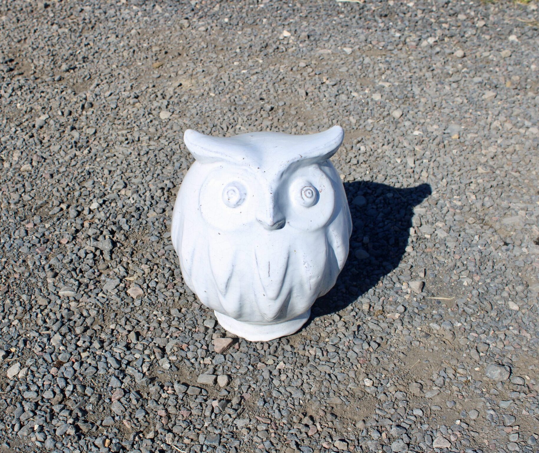 hibou en terre cuite