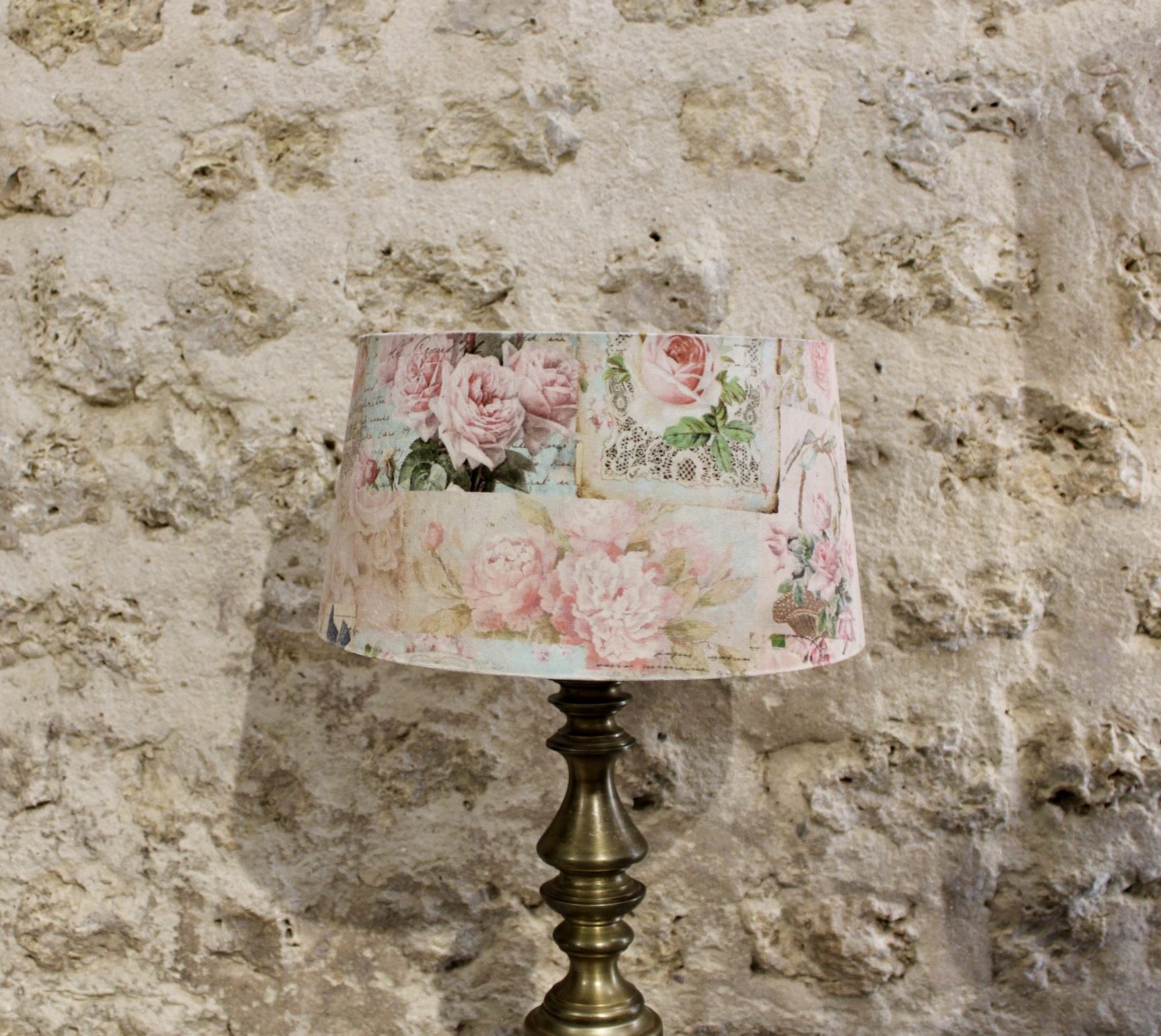 abat jour cartes postales et roses