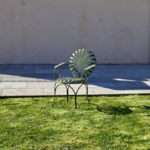 Lison - Fauteuil de jardin en fer forgé vert