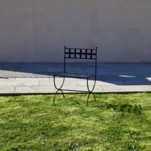 Alicia - Chaise de jardin en fer forgé noir