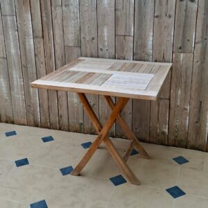 Hildegarde - Table carrée pliante en teck